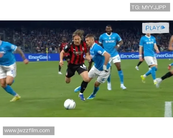 莫德里奇：足球场上的艺术家与战术大师的传奇之路